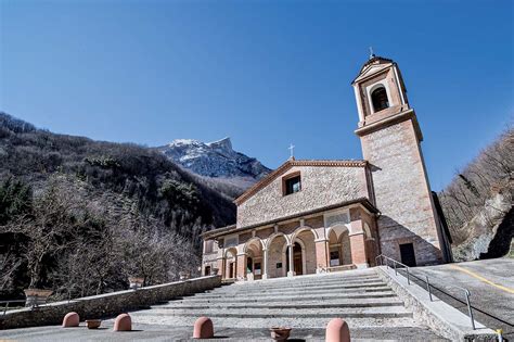 Santuario Madonna dell'Ambro, Montefortino.